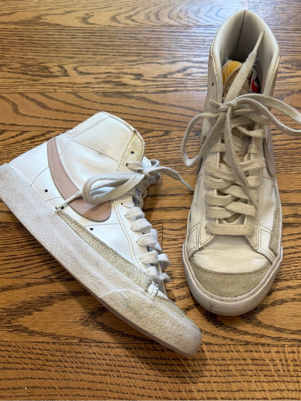 Nike Blazer Mid 77 Vintage Summit White Pink